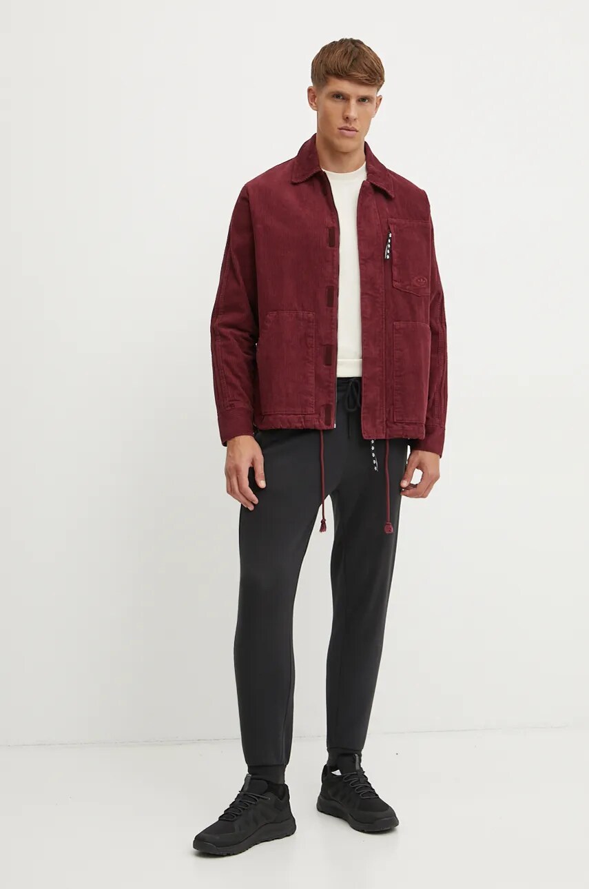 Вельветова куртка adidas Originals колір бордовий перехідна JN1265