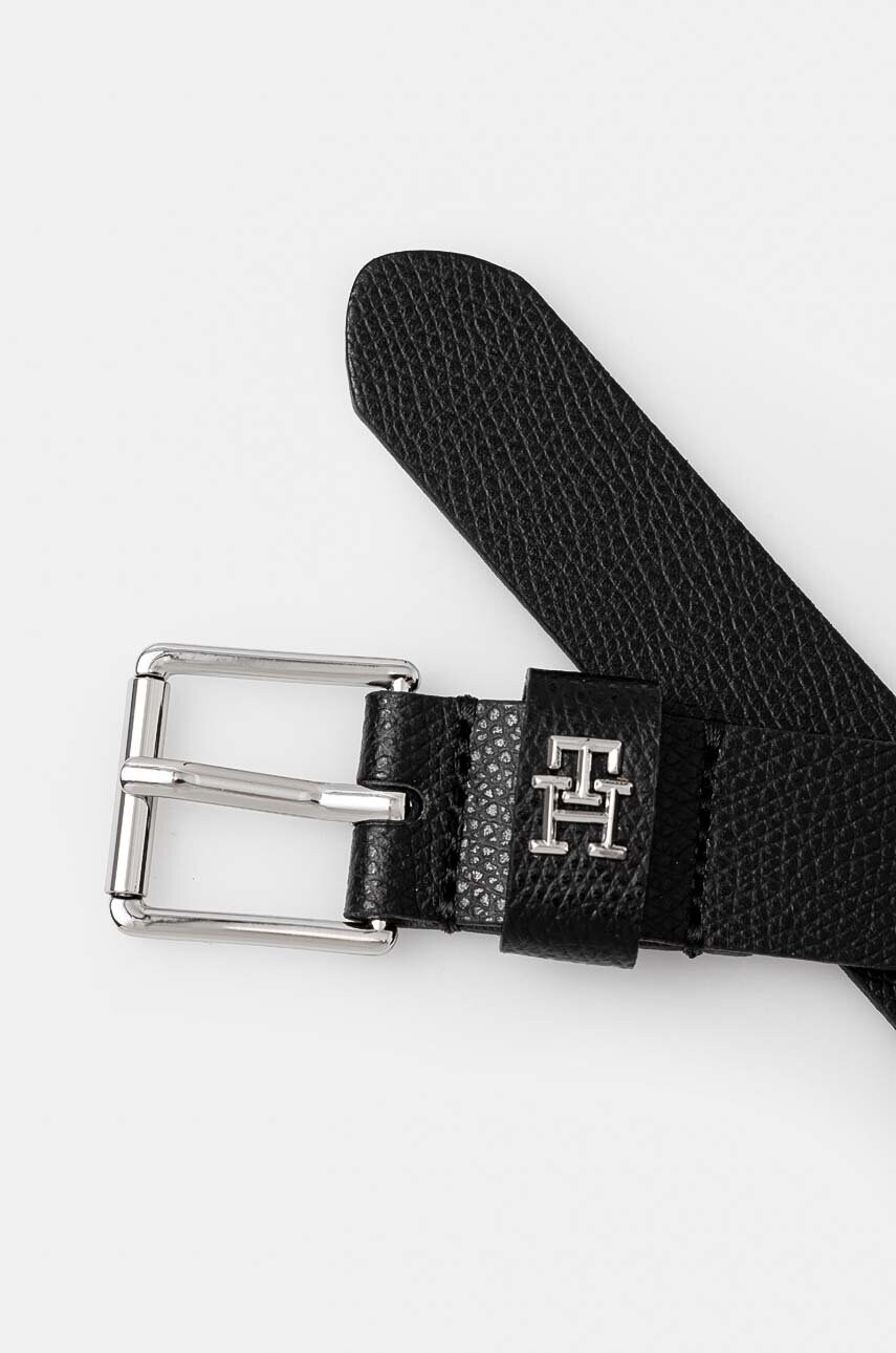 Шкіряний ремінь Tommy Hilfiger жіночий колір чорний AW0AW16607