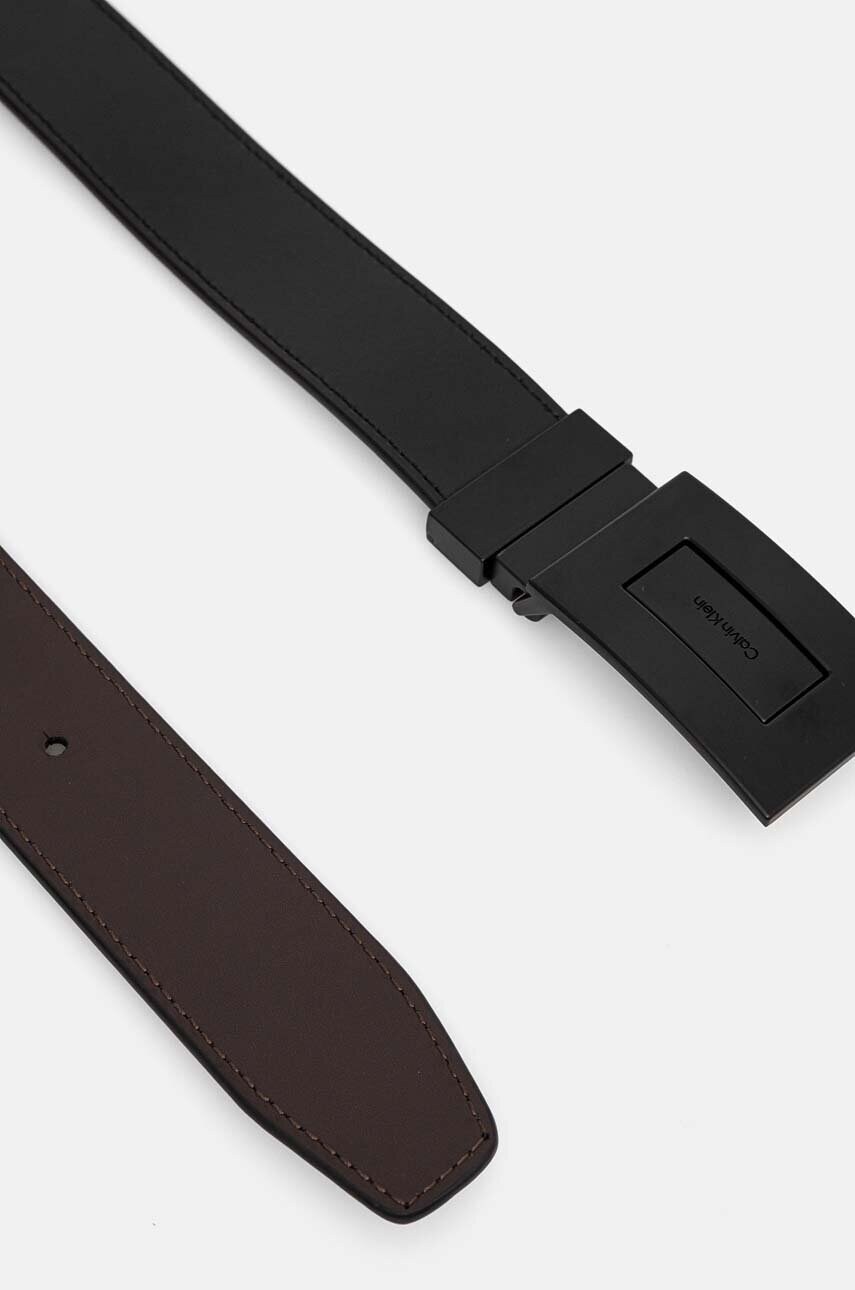 Двосторонній шкіряний ремінь Calvin Klein чоловічий колір чорний K50K511561