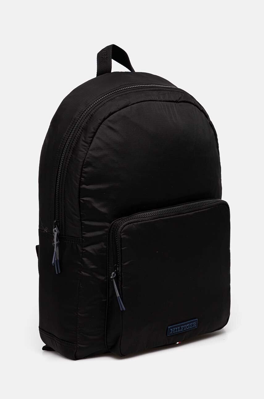 Рюкзак Tommy Hilfiger чоловічий колір чорний великий однотонний AM0AM12678
