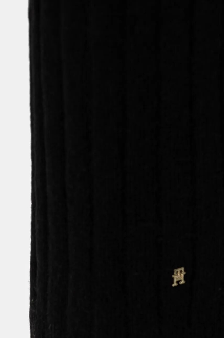 Шарф Tommy Hilfiger жіночий колір чорний однотонний AW0AW16655