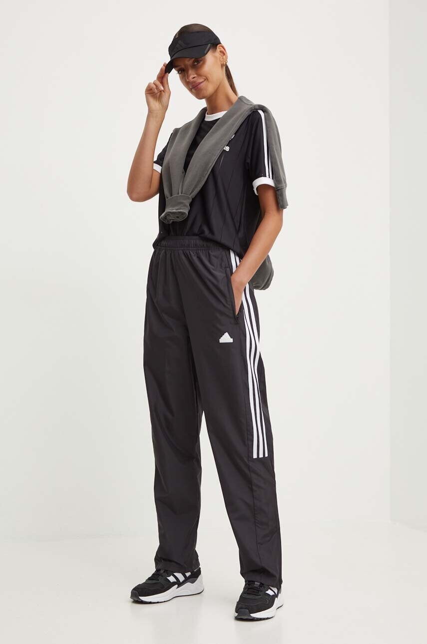 Спортивні штани adidas Tiro колір чорний з аплікацією IX3515