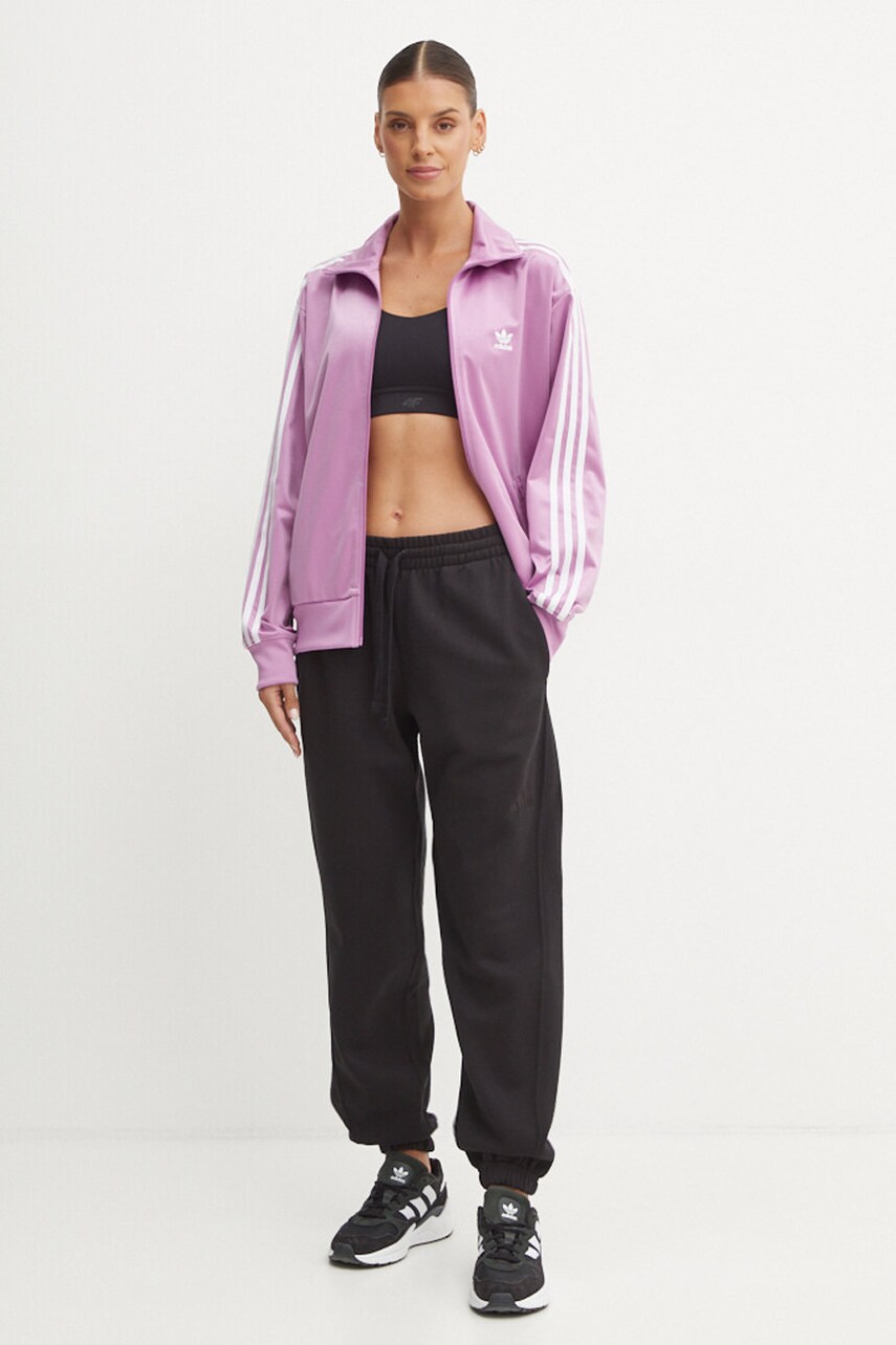 Спортивні штани adidas All SZN колір чорний однотонні IW1024