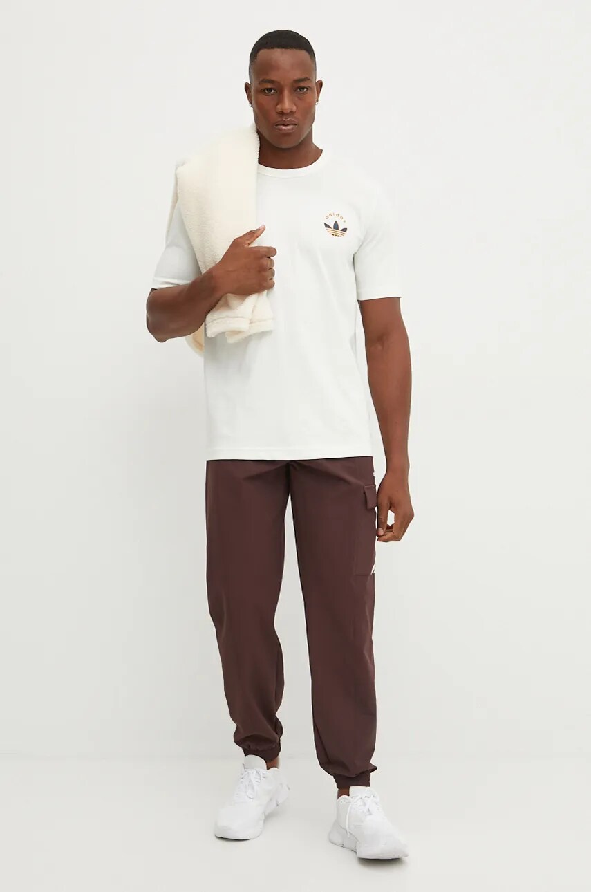 Спортивні штани adidas Originals Cargo Pant колір коричневий з аплікацією IX9621