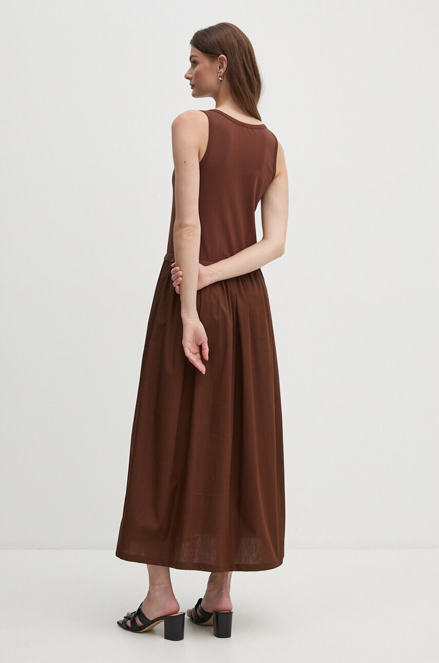 Сукня United Colors of Benetton колір коричневий maxi розкльошена 4VLDDV0AS