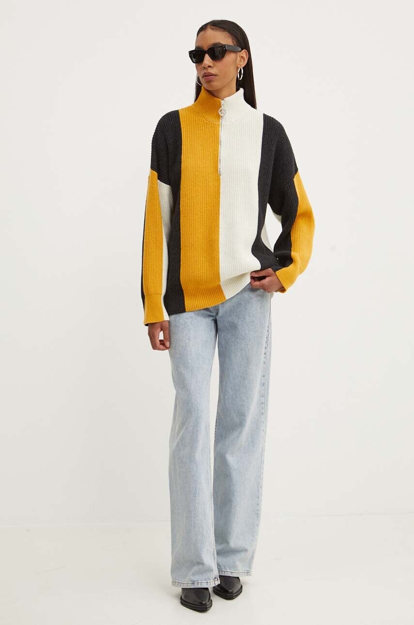 Вовняний светр Moschino Jeans жіночий  півгольф 0907.8204