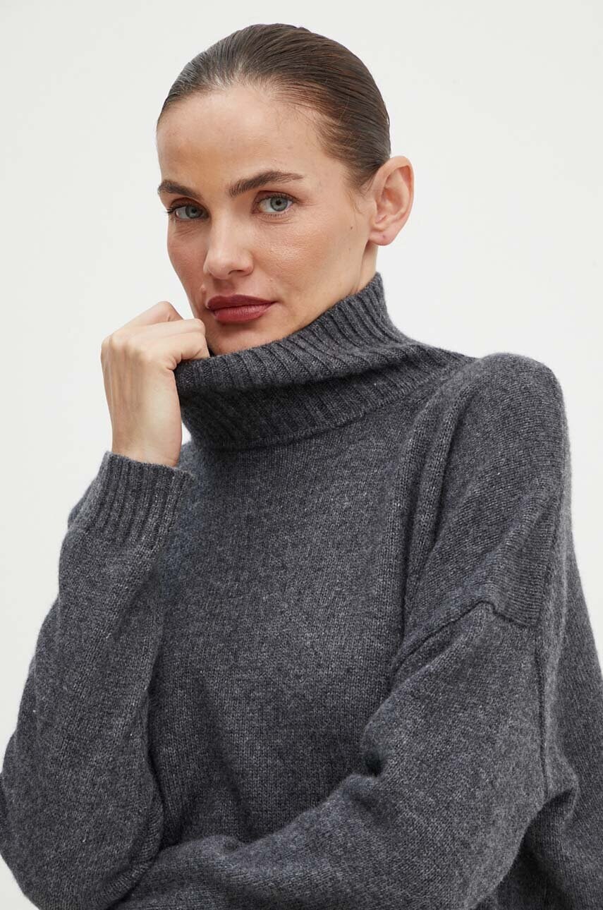 Вовняний светр Weekend Max Mara жіночий колір сірий гольф 2425366082600