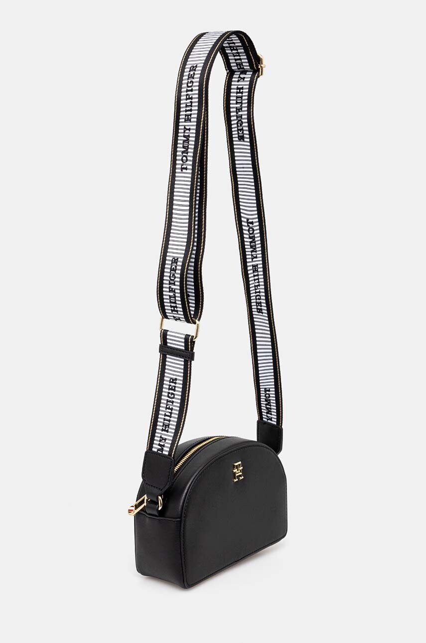 Сумочка Tommy Hilfiger колір чорний AW0AW16679