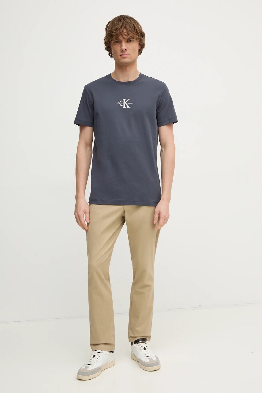 Бавовняна футболка Calvin Klein Jeans чоловічий колір чорний з аплікацією J30J325649