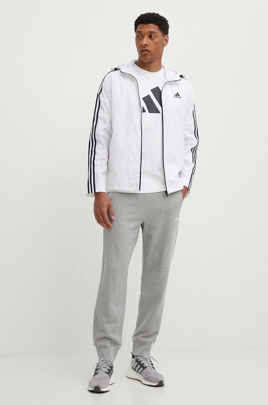 Бавовняна футболка adidas чоловіча колір білий з принтом IY8582