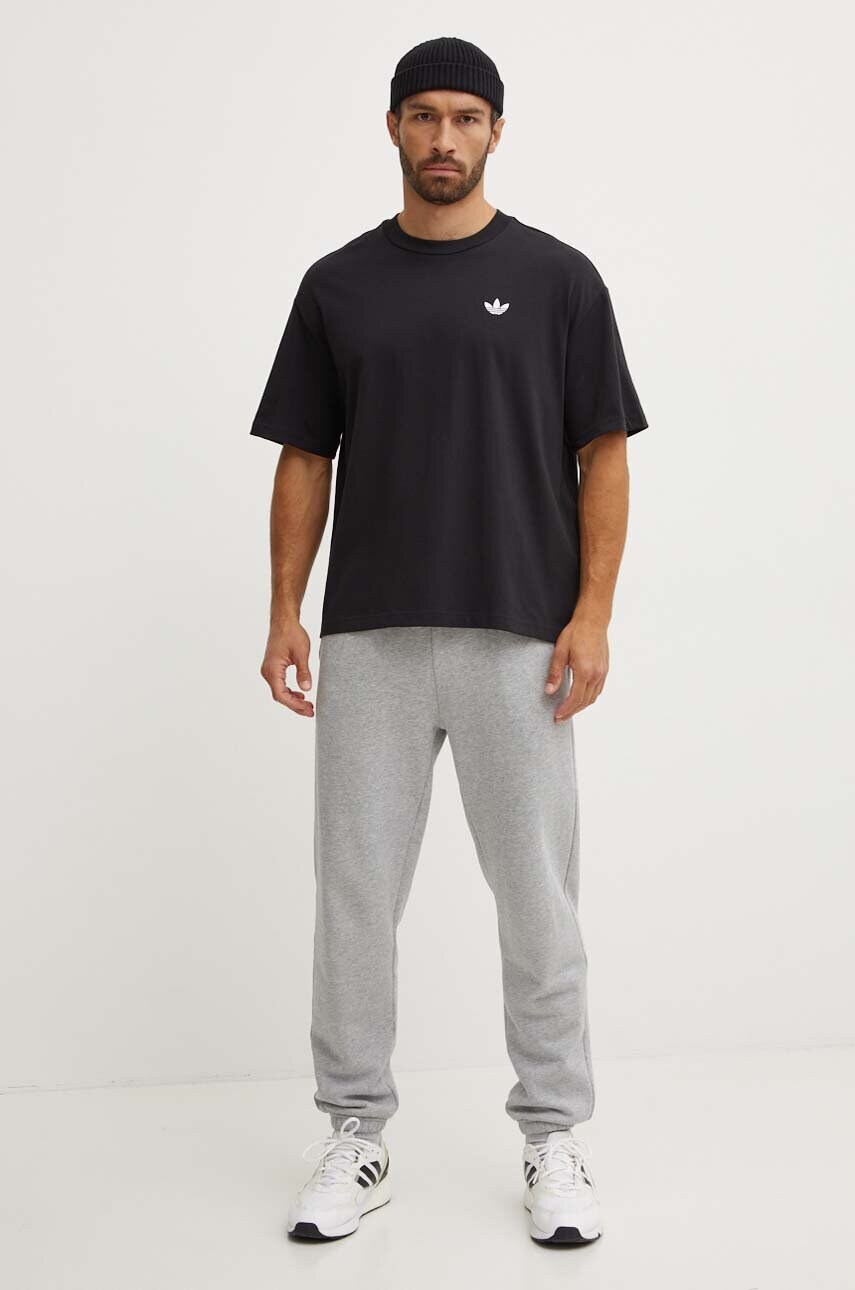 Футболка adidas Originals чоловіча колір чорний однотонна IY7381