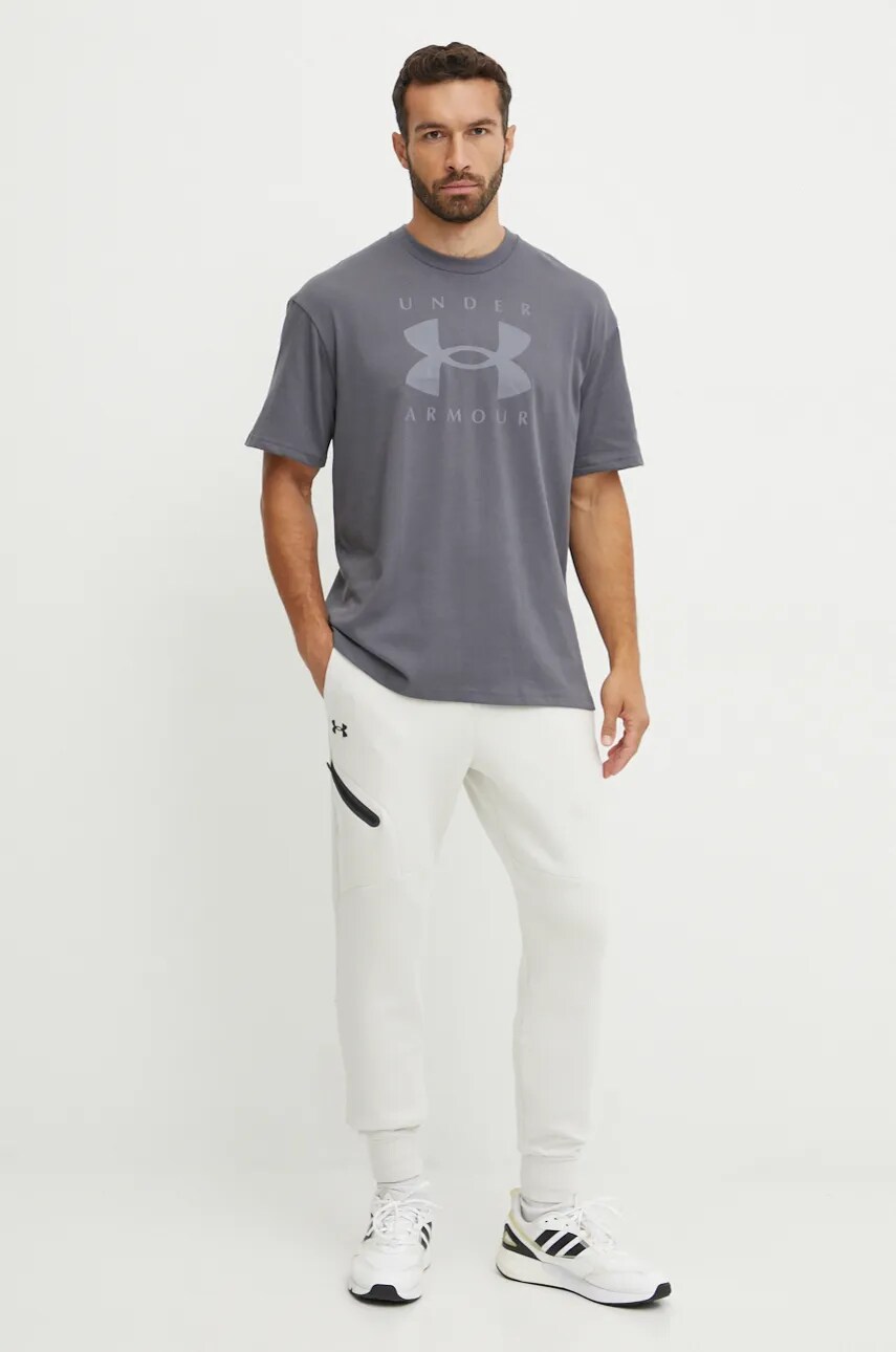 Футболка Under Armour HW Branded чоловіча колір сірий з принтом 1389146