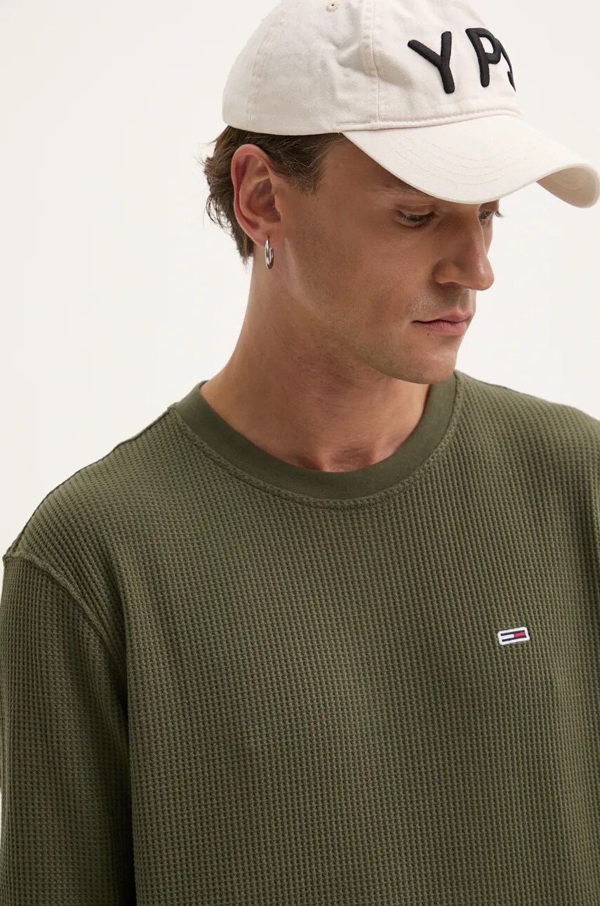 Лонгслів Tommy Jeans чоловічий колір зелений однотонний DM0DM19216