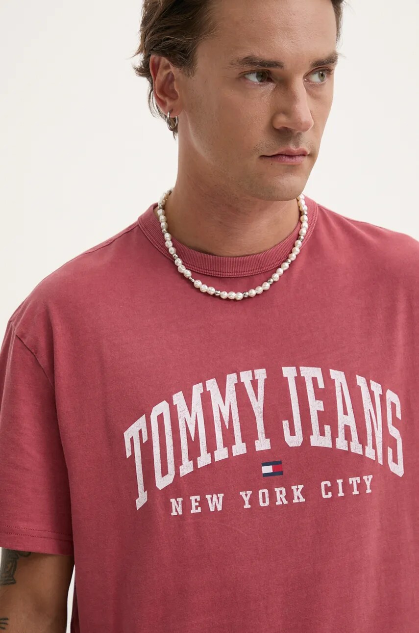 Бавовняна футболка Tommy Jeans чоловіча колір червоний з принтом DM0DM19699