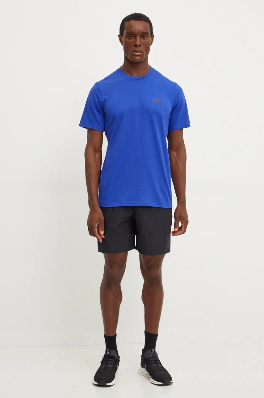 Тренувальна футболка adidas Performance Train Essentials Comfort однотонна IW3319