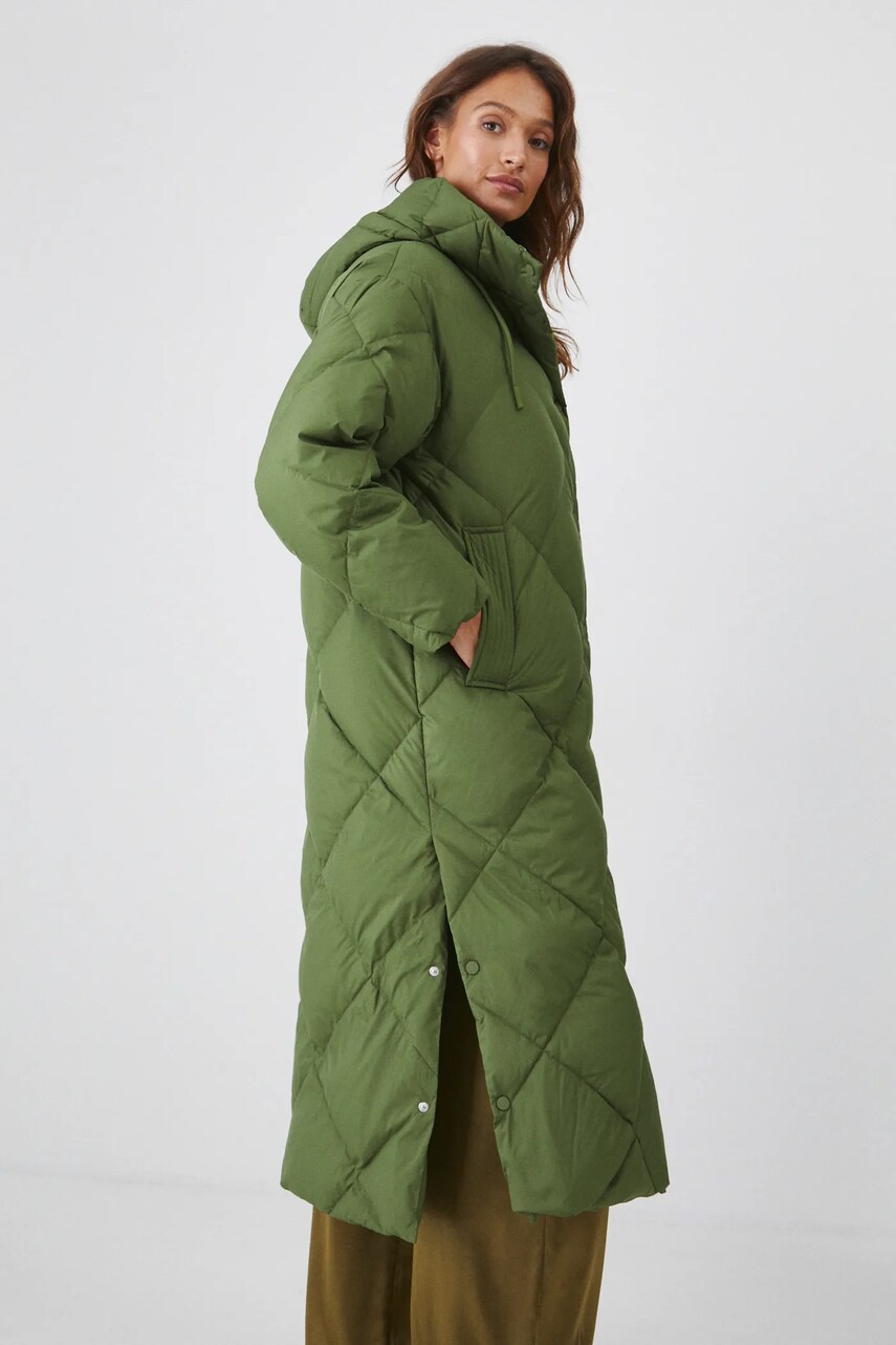 Пухове пальто Medicine жіночий колір зелений зимовий oversize