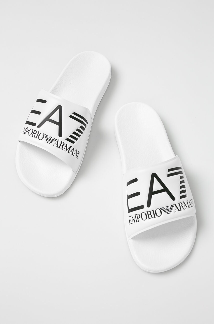 Шльопанці EA7 Emporio Armani чоловічі колір білий