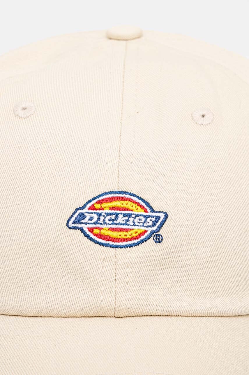 Шапка Dickies колір бежевий з аплікацією