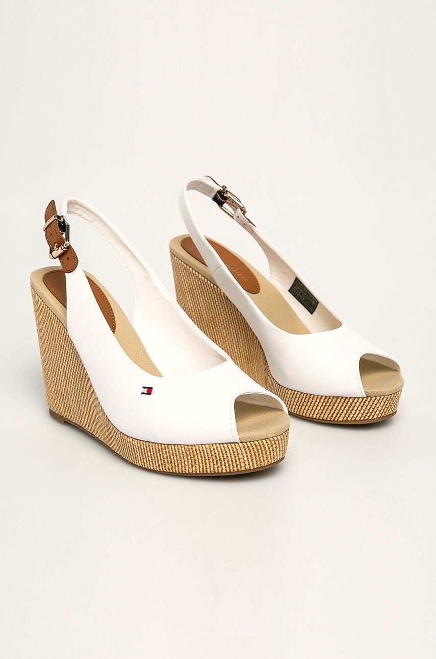 Tommy Hilfiger - Сандалі