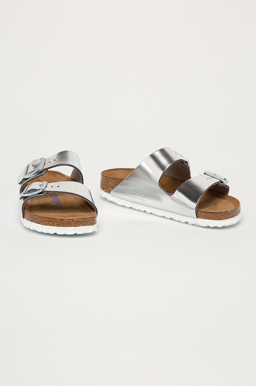 Шкіряні шльопанці Birkenstock Arizona SFB жіночі колір срібний 1005961