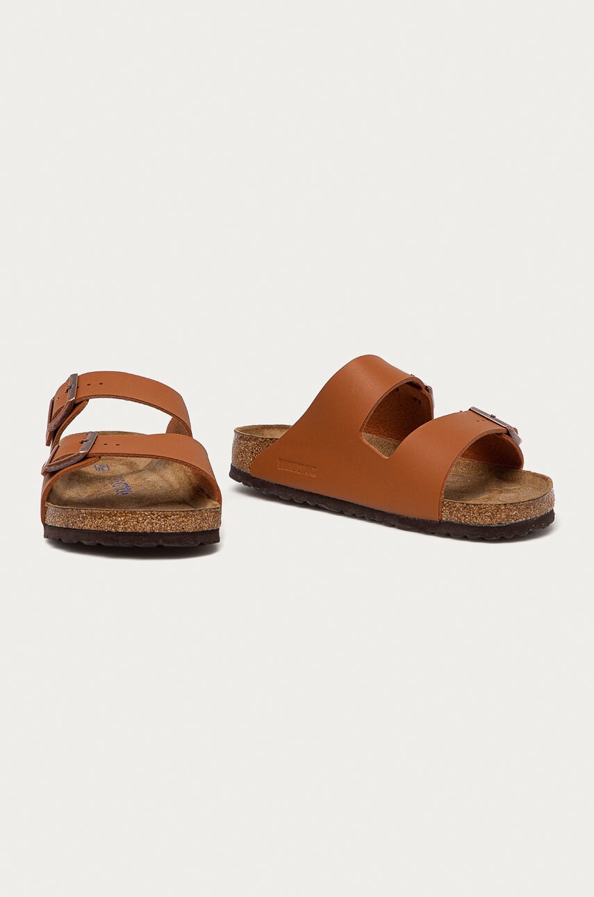 Шльопанці Birkenstock Arizona чоловічі колір коричневий
