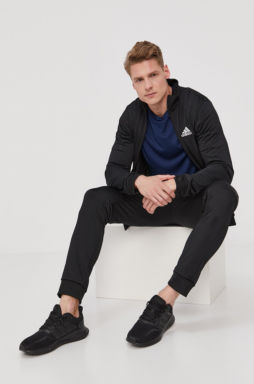 Футболка adidas Performance GN5724 чоловіча колір синій з принтом