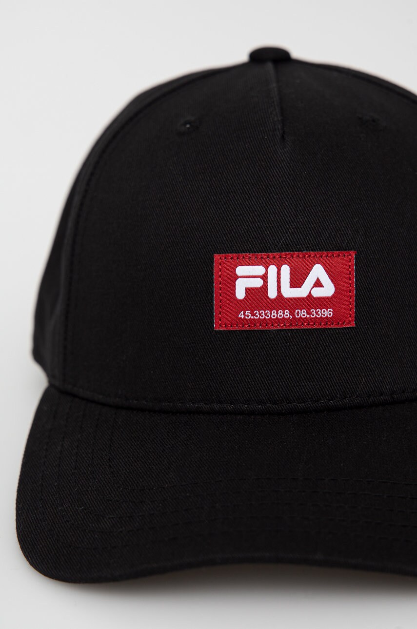 Кепка Fila колір чорний з аплікацією