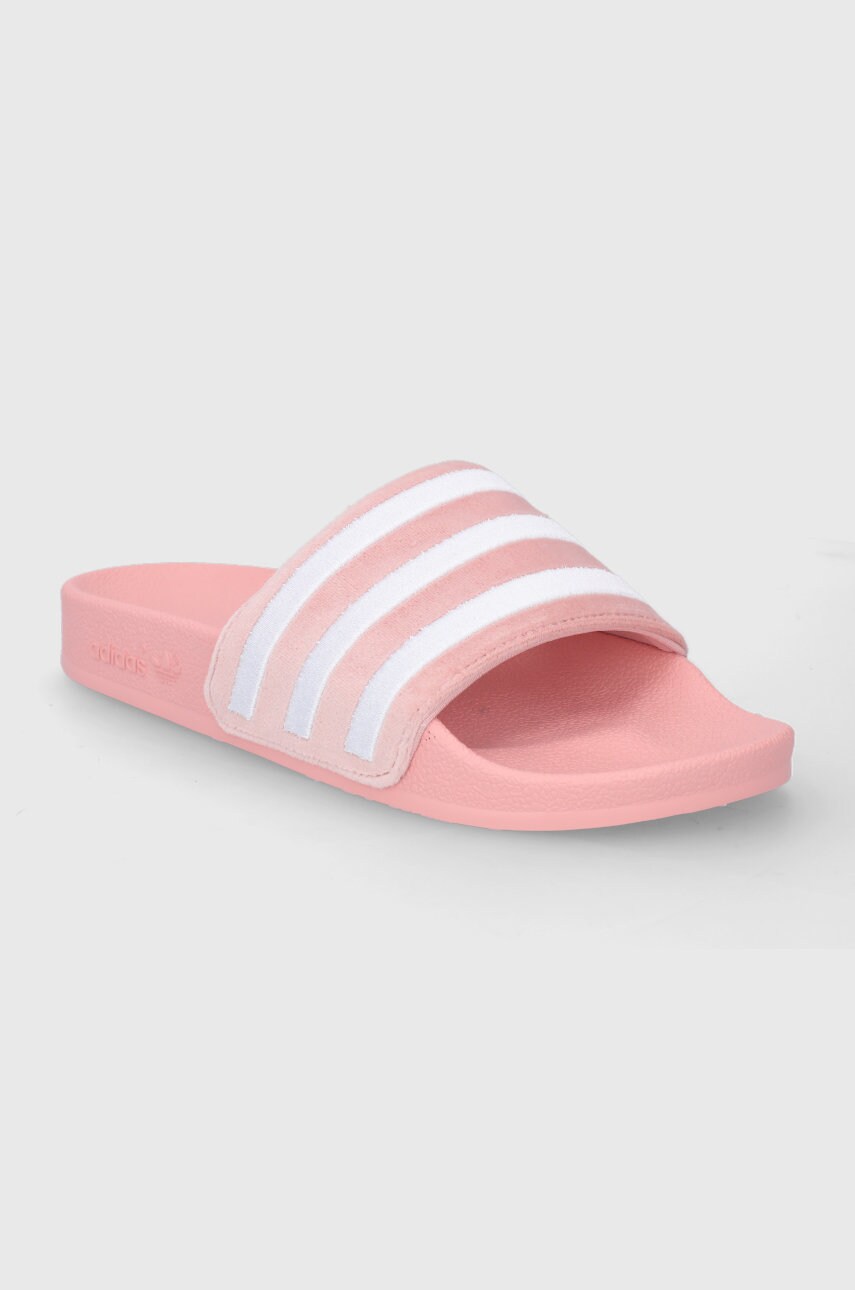 Шльопанці adidas Originals GX3372 жіночі колір рожевий GX3372-WONMA/WHT
