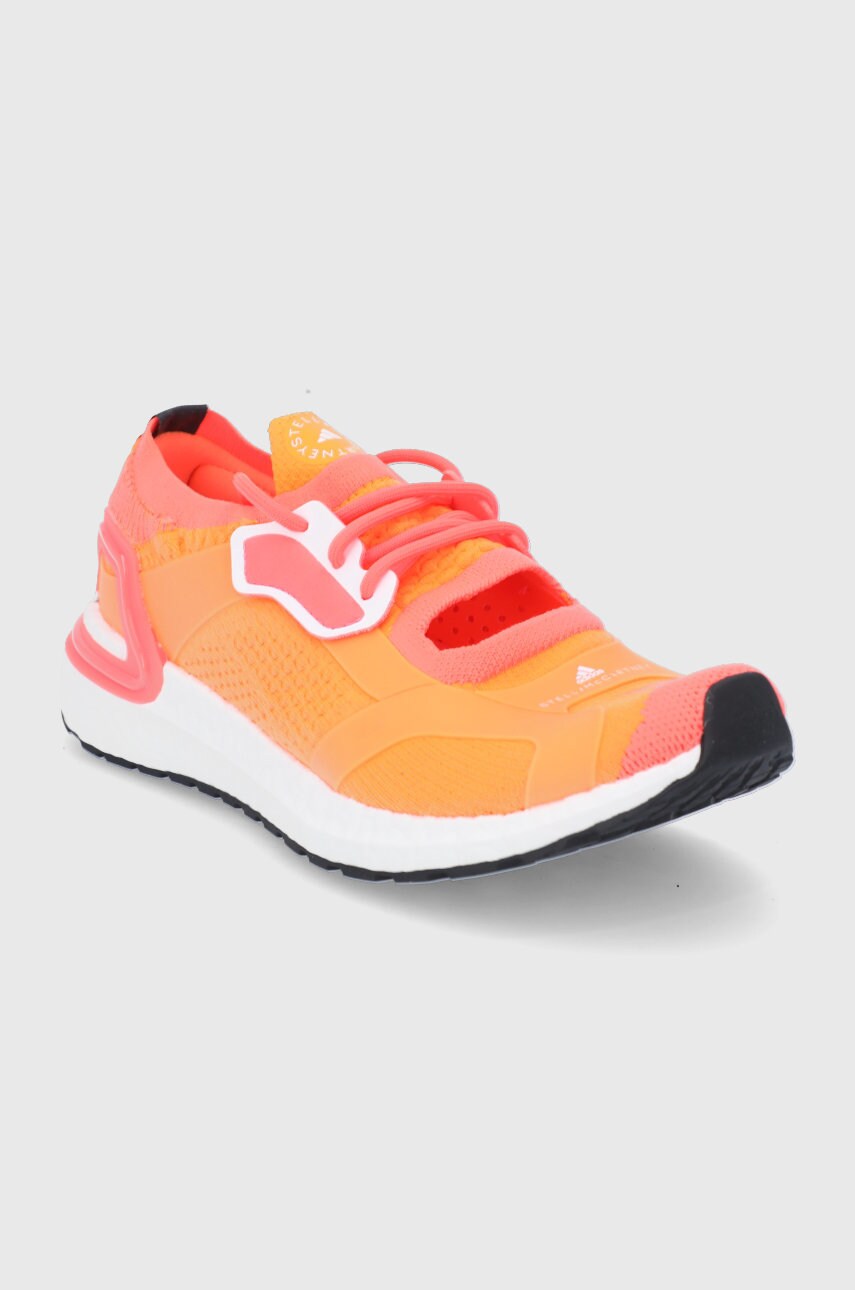 Бігові кросівки adidas by Stella McCartney Ultraboost колір помаранчевий
