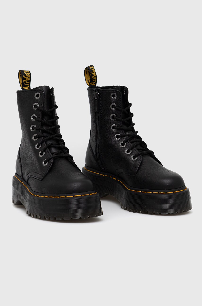 Шкіряні черевики Dr. Martens жіночі колір чорний на плоскому ходу