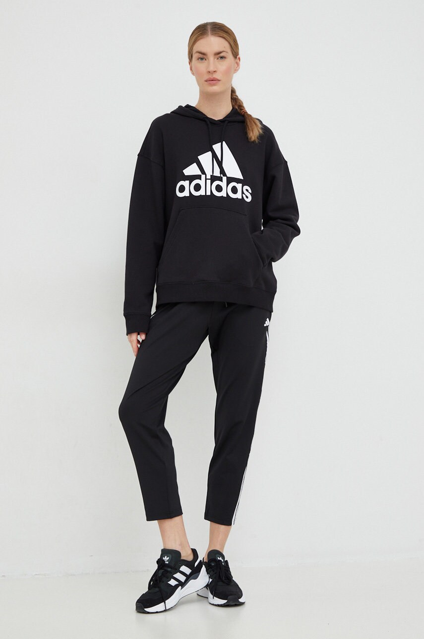 Бавовняна кофта adidas жіноча колір чорний з капюшоном з принтом