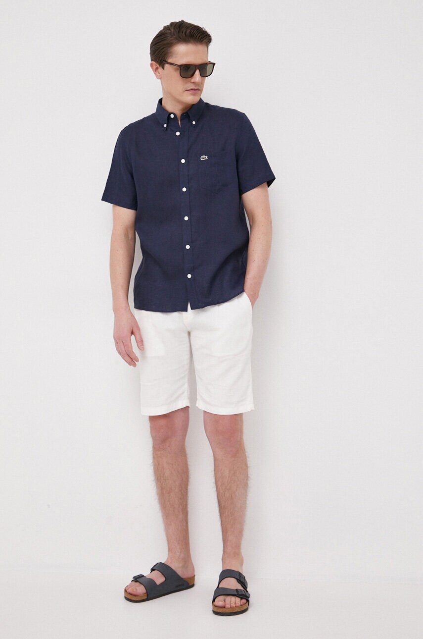 Сорочка з льону Lacoste колір синій regular комір button-down