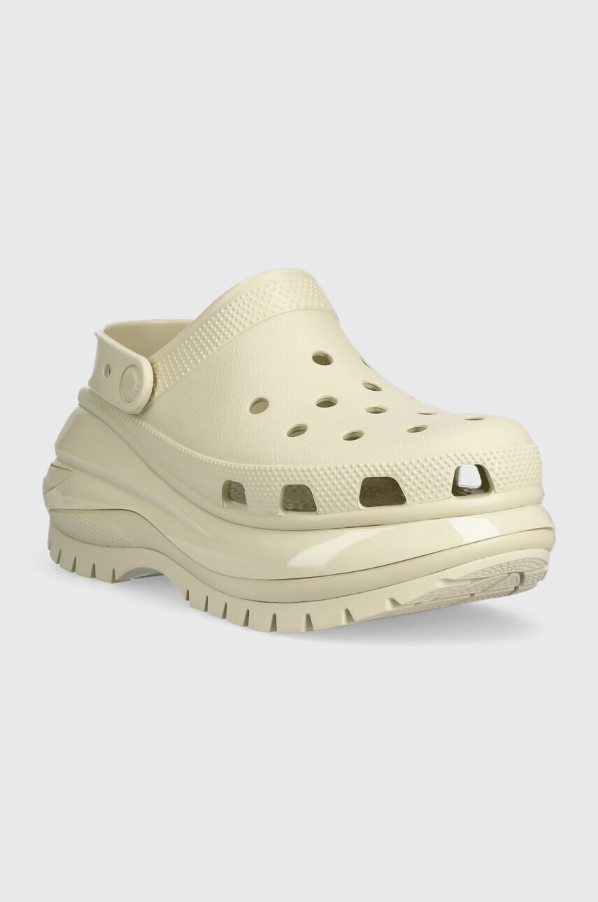 Шльопанці Crocs Classic Mega Crush Clog жіночі колір бежевий на платформі 207988