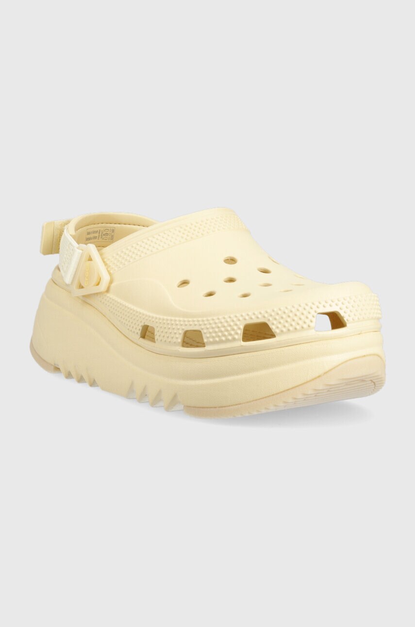 Шльопанці Crocs Classic Hiker Xscape Clog жіночі колір бежевий на платформі 208365