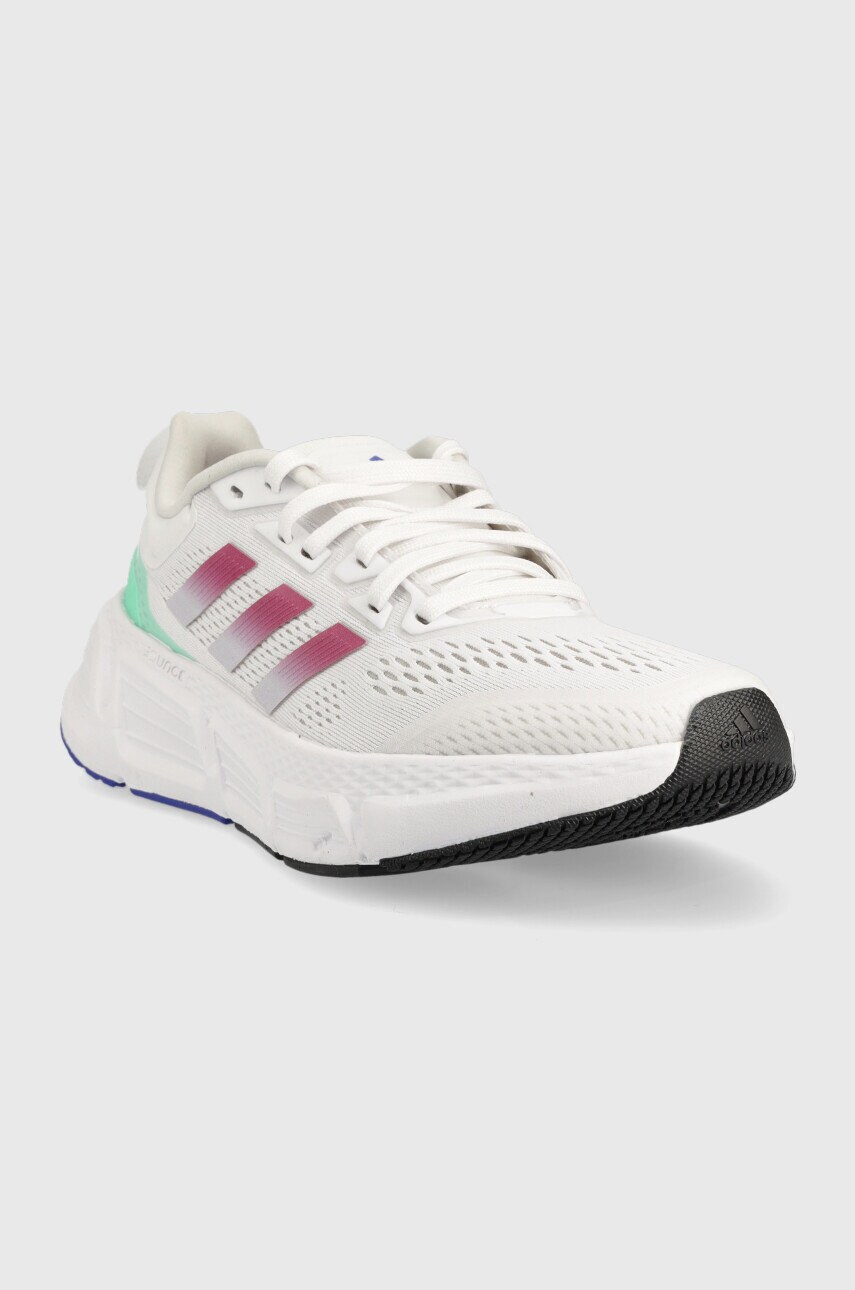 Бігові кросівки adidas Performance Questar колір білий