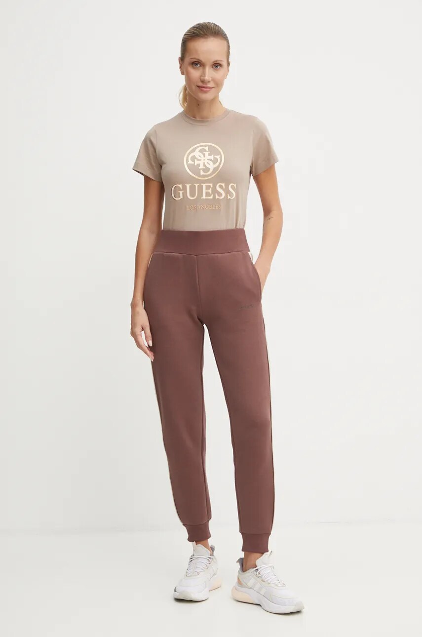 Спортивні штани Guess BRITNEY з аплікацією V2YB15 KB3P2
