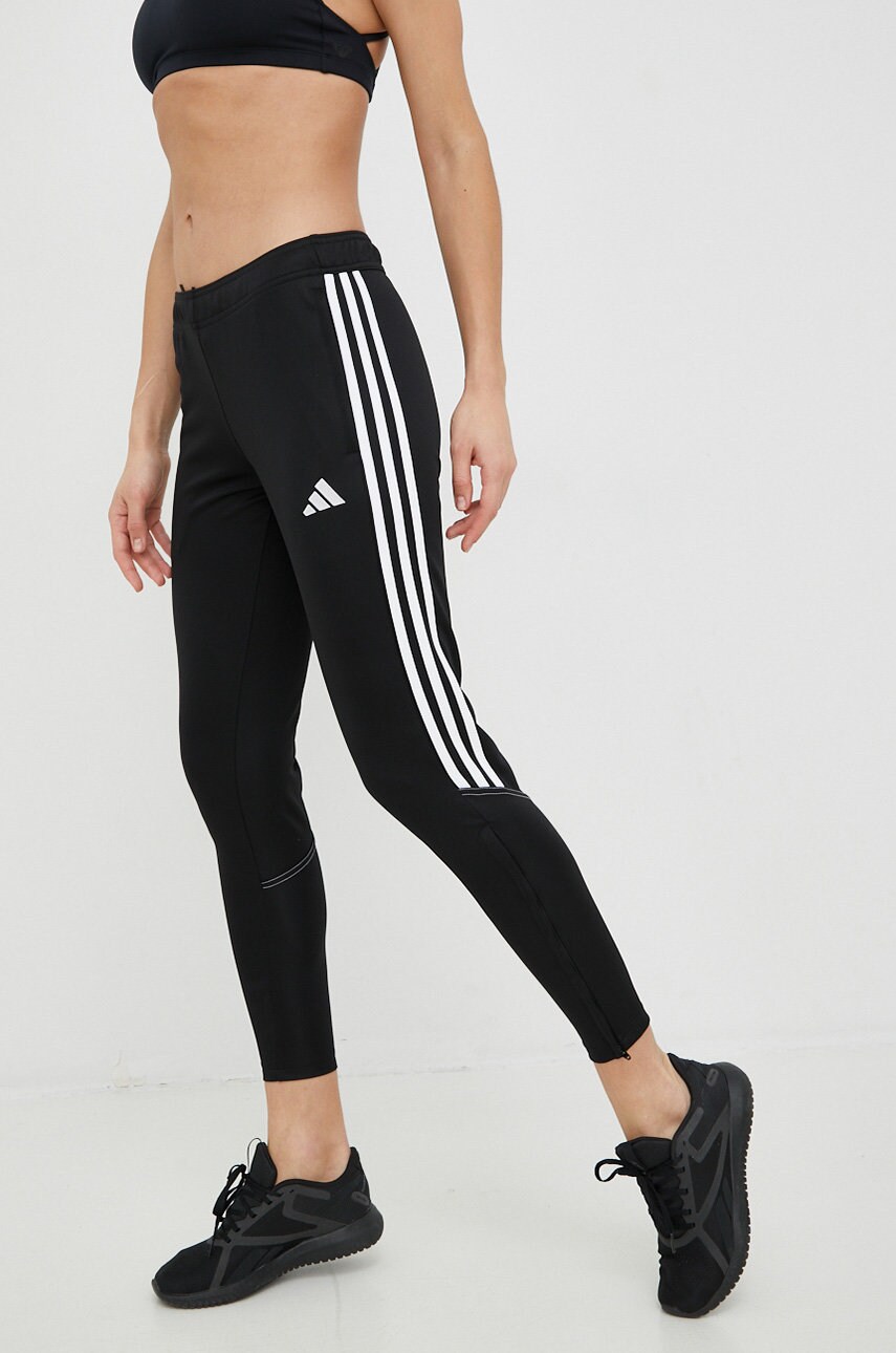 Штани для тренувань adidas Performance Tiro 23 жіночі колір чорний з аплікацією