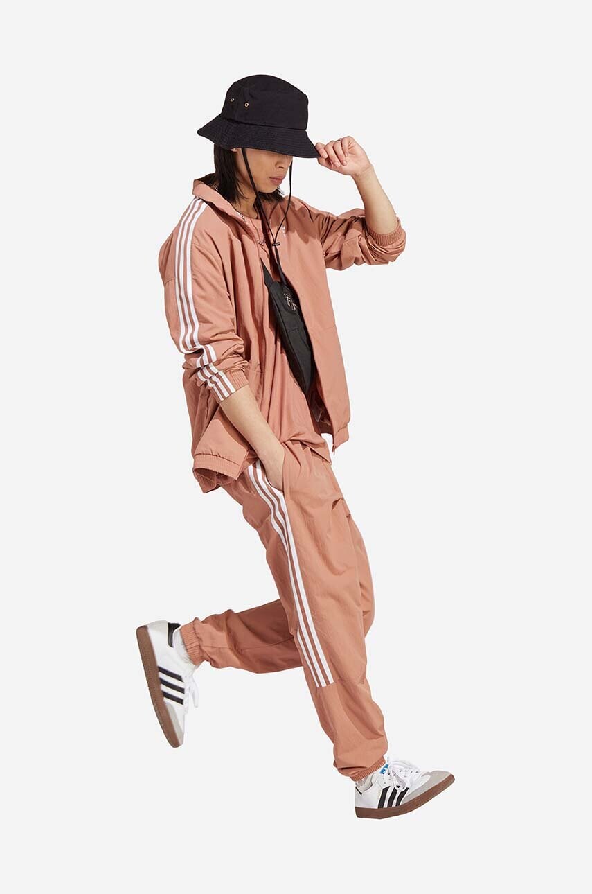 Спортивні штани adidas Originals колір коричневий з принтом IA6356-brown