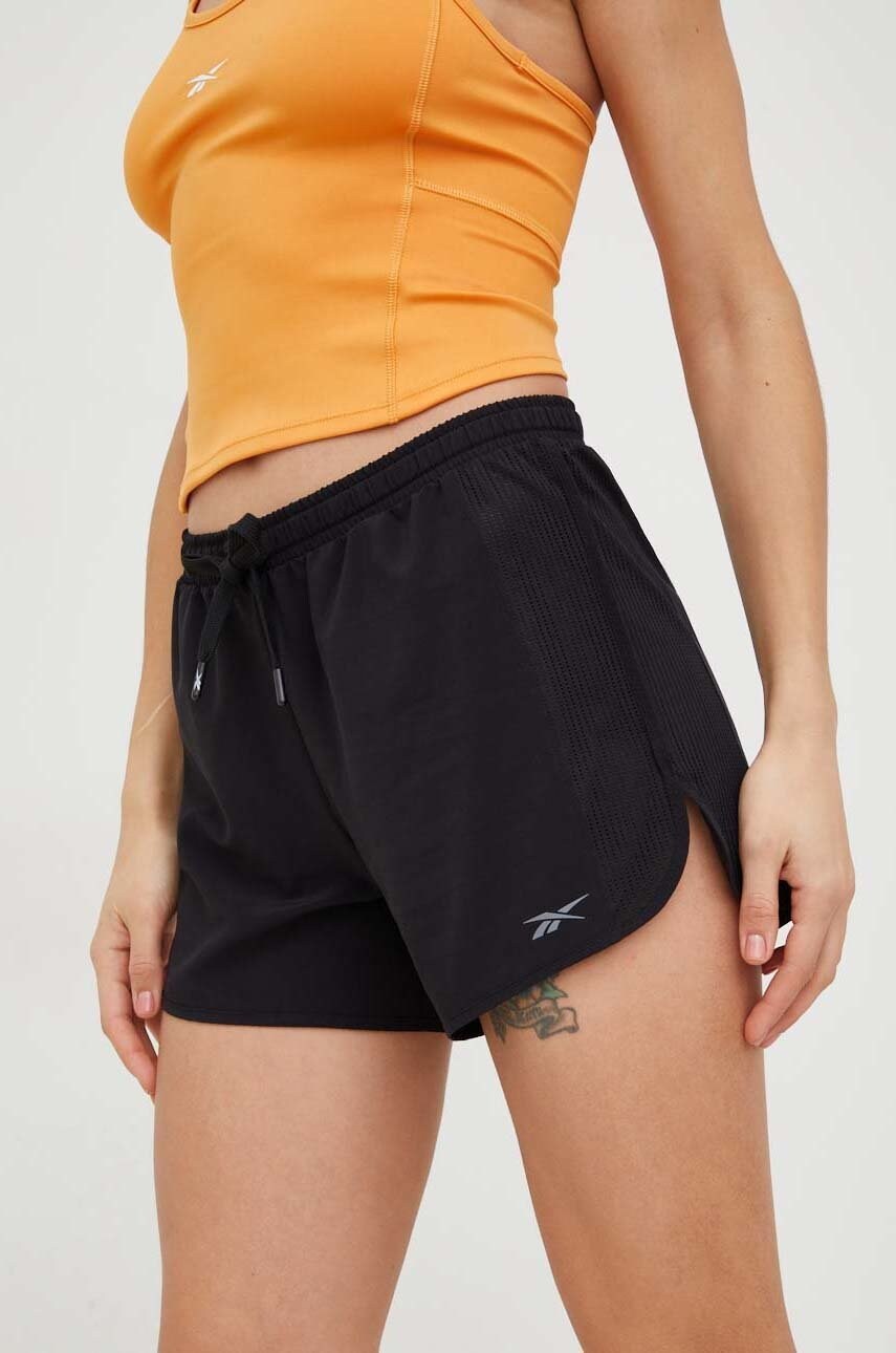 Шорти для тренувань Reebok Athlete жіночі колір чорний однотонні середня посадка