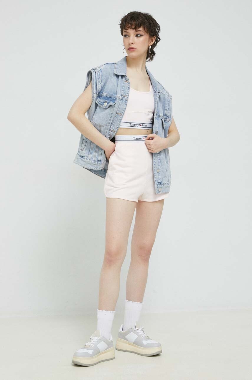 Шорти Tommy Jeans жіночі колір рожевий однотонні висока посадка