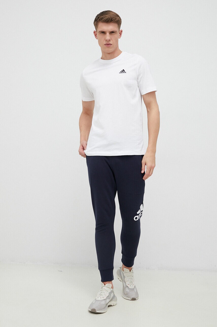 Бавовняна футболка adidas колір білий однотонний