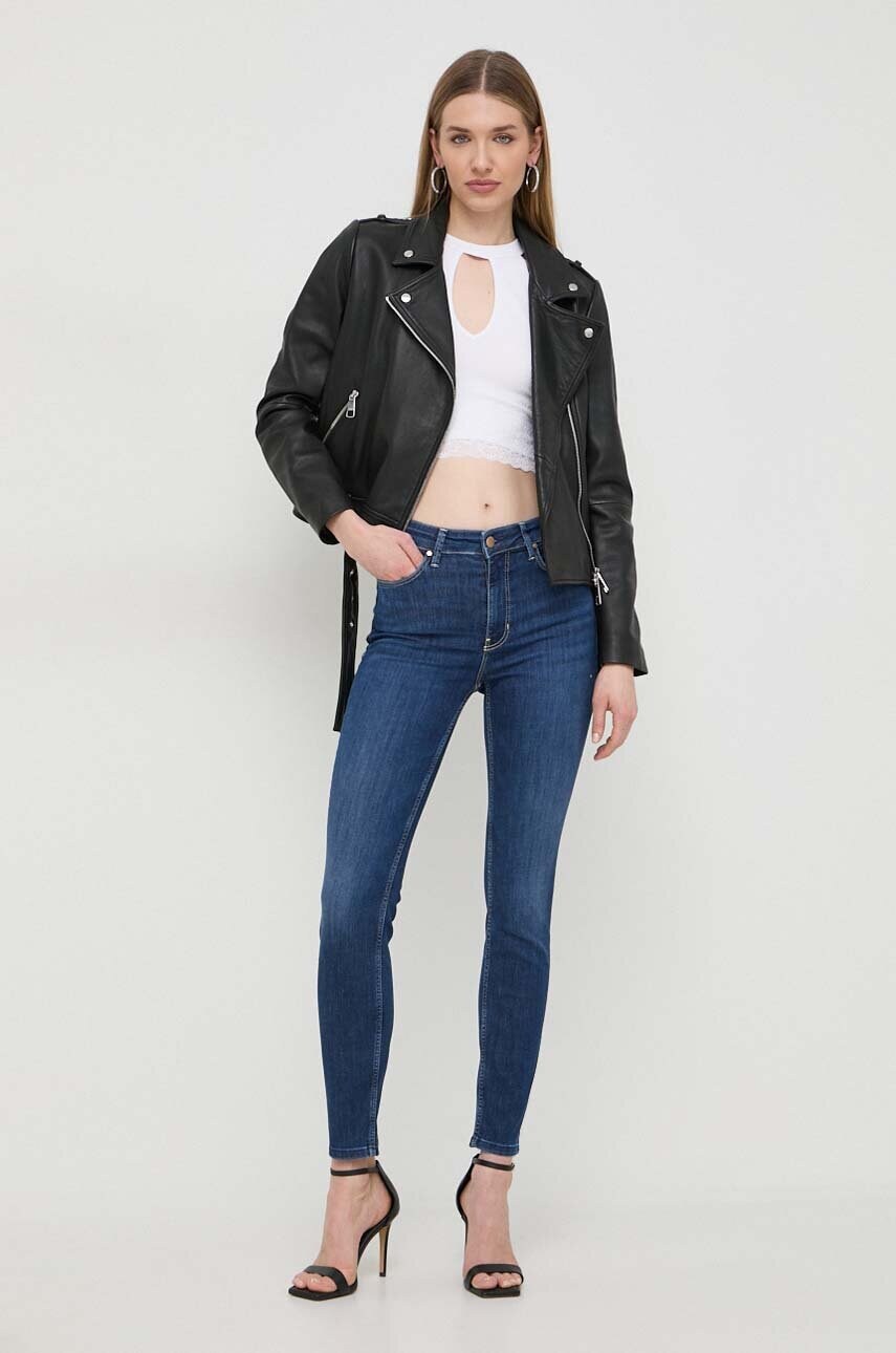 Топ Guess колір білий