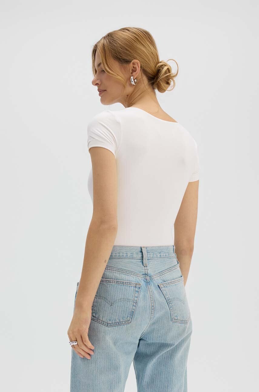 Боді Saint Body SCOOP NECK BODYSUIT ECRU жіночі колір білий однотонна SB.523