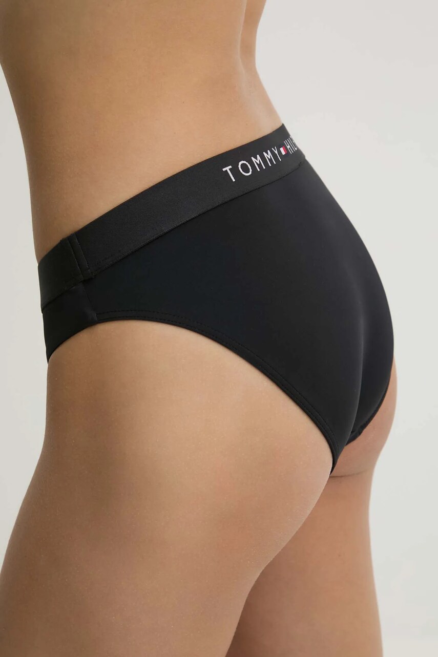 Купальні труси Tommy Hilfiger колір чорний UW0UW04120