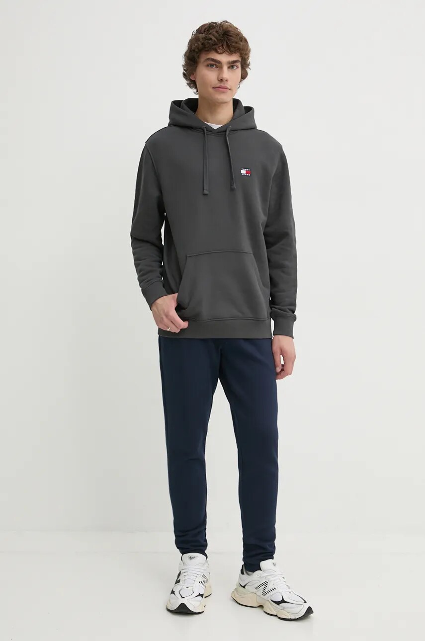 Бавовняна кофта Tommy Jeans чоловіча колір сірий з капюшоном однотонна DM0DM17988