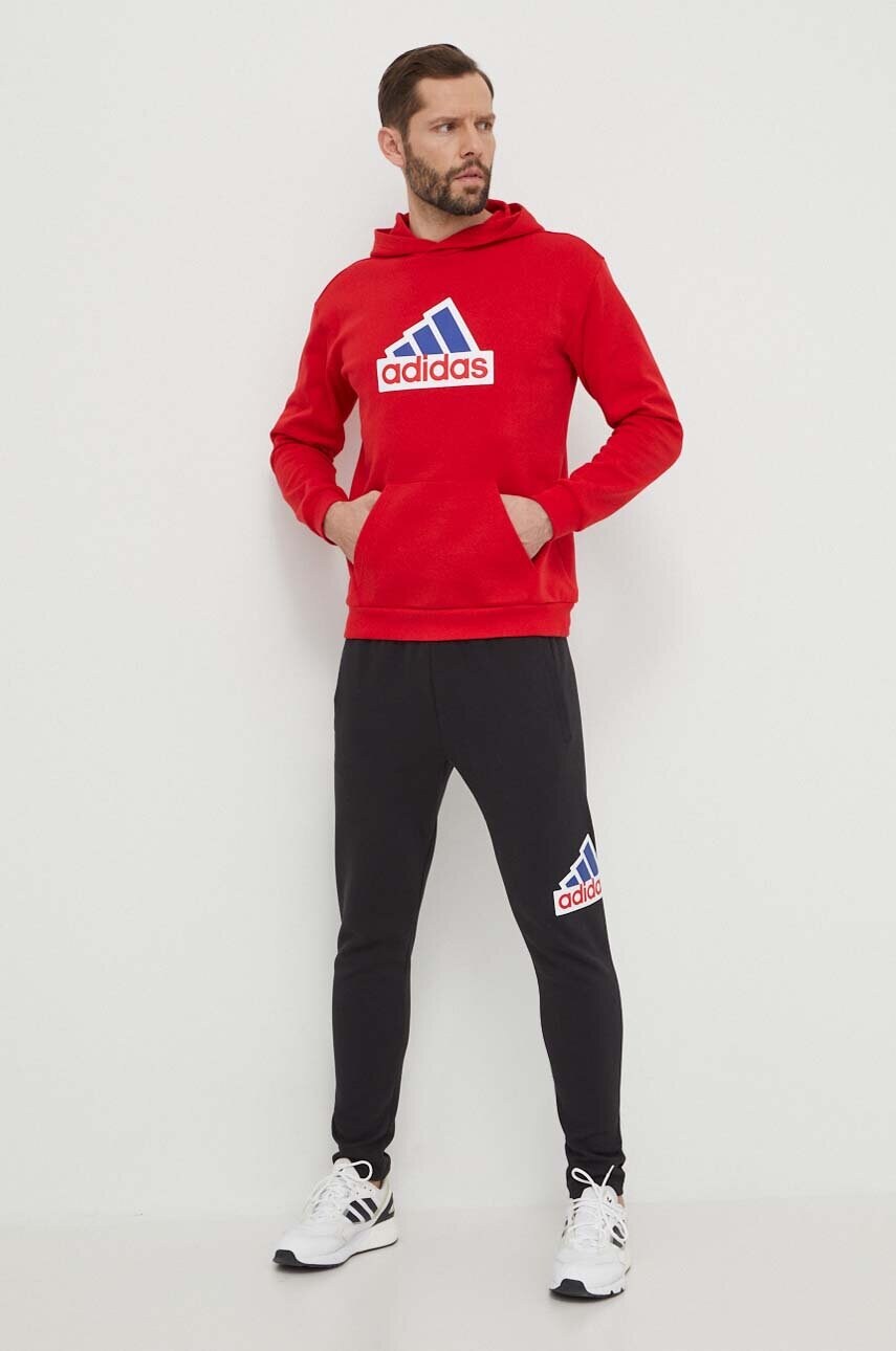 Кофта adidas чоловіча колір червоний з капюшоном з принтом IS8338