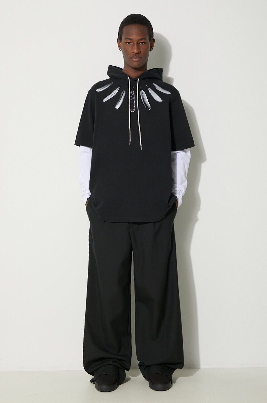 Бавовняна кофта Marcelo Burlon Collar Feathers Dbl Sleeves чоловіча колір чорний з капюшоном з принтом CMAB044S24JER0021001