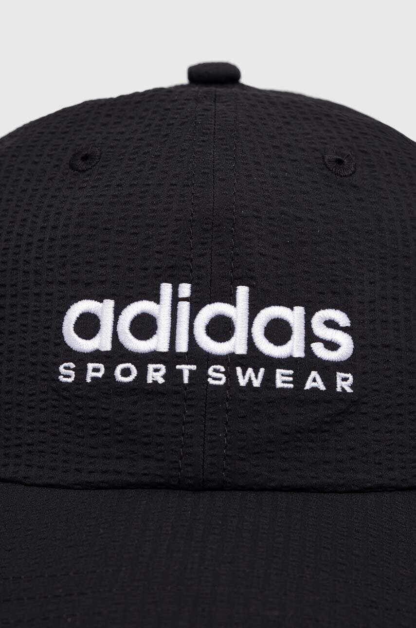 Кепка adidas колір чорний з аплікацією
