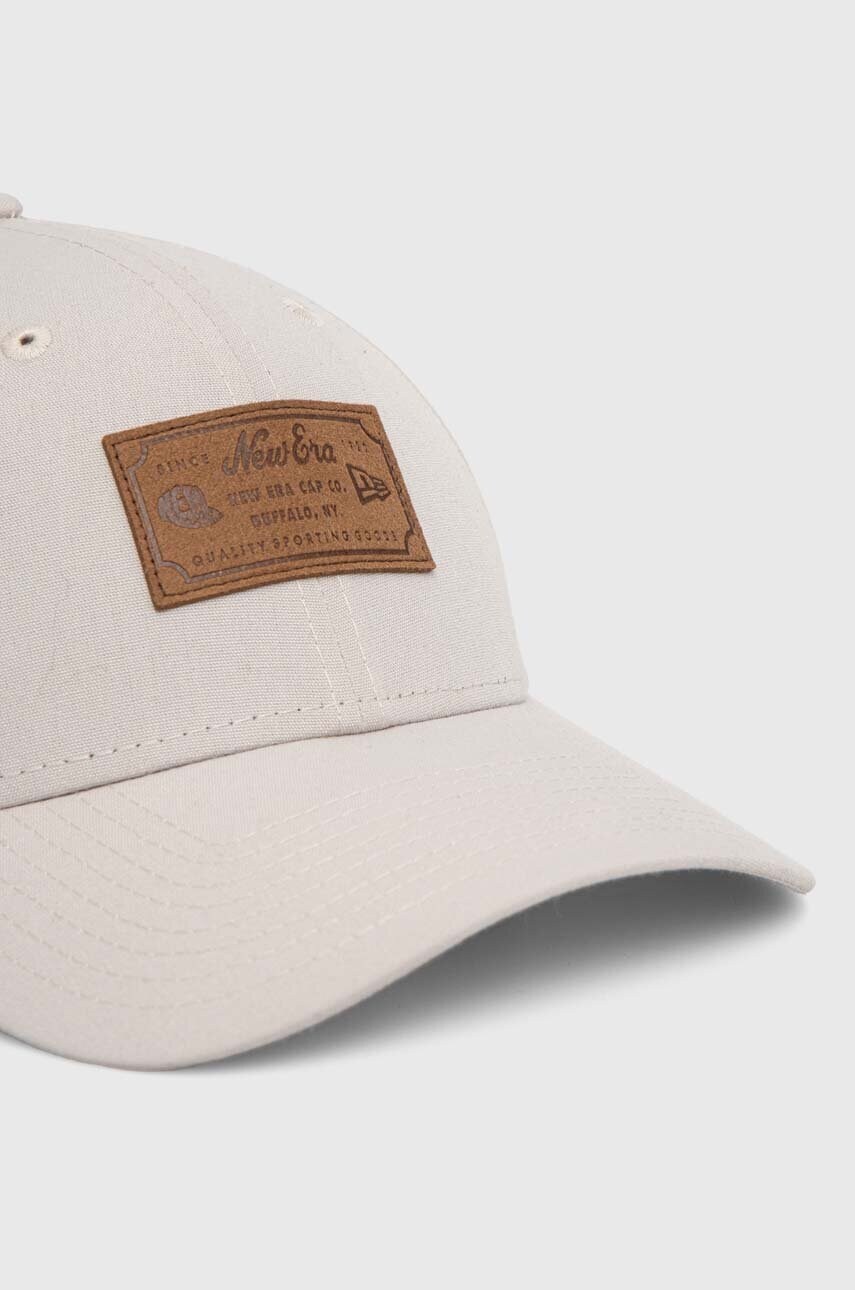 Кепка New Era колір бежевий з аплікацією