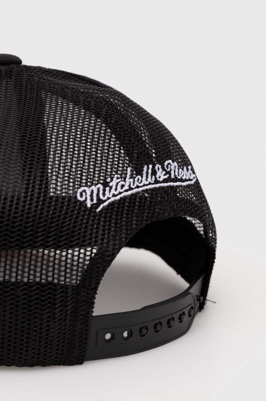 Кепка Mitchell&Ness NBA CHICAGO BULLS колір чорний з аплікацією